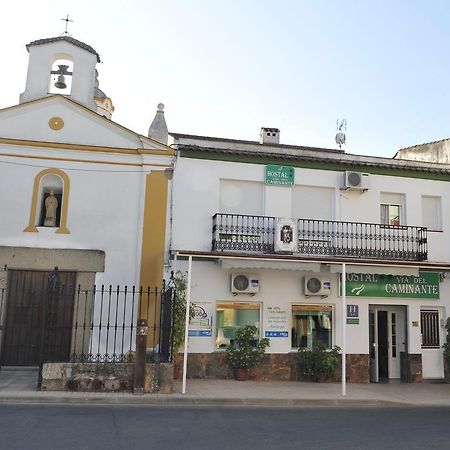 Hostal Via Del Caminante Madrigalejo Extérieur photo