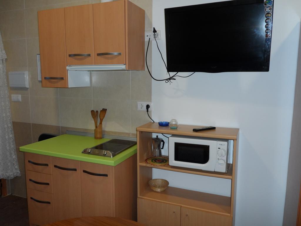 Hostal Via Del Caminante Madrigalejo Extérieur photo